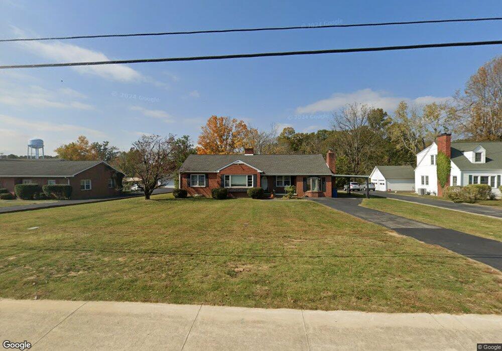 834 Mcarthur St, Manchester, TN 37355 - photo 1