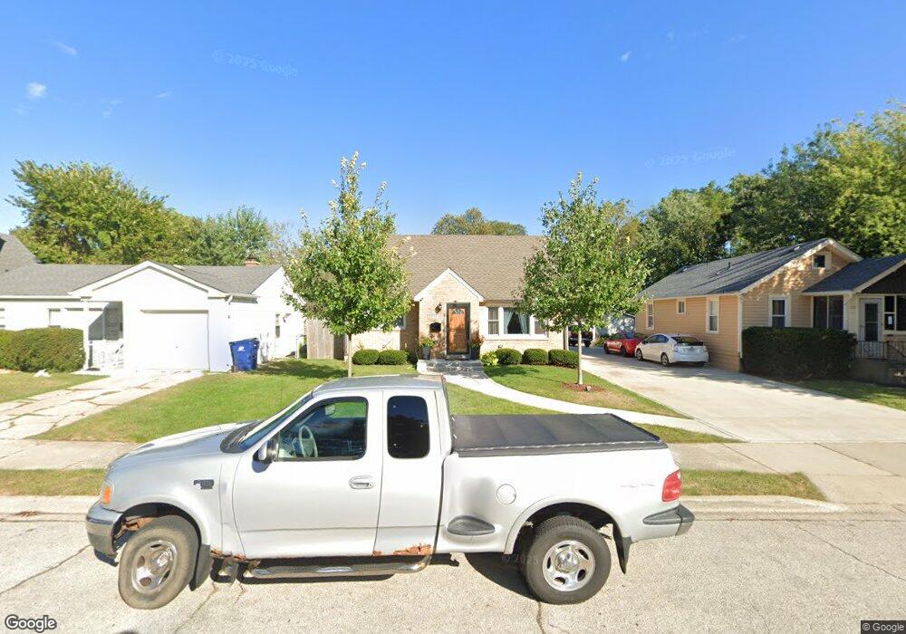 127 N Sumac Ave, Waukegan, IL 60085 - photo 1