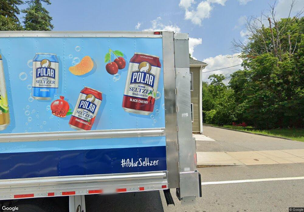 172 Washington St unit 2, Hudson, MA 01749 - photo 1