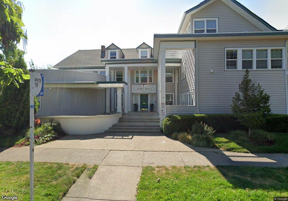 1680 Alder St, Eugene, OR 97401 - photo 1