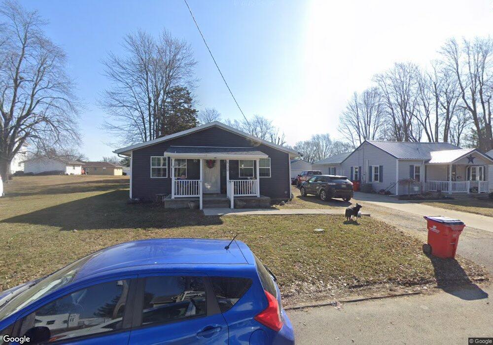 530 N Simon St, Ada, OH 45810 - photo 1