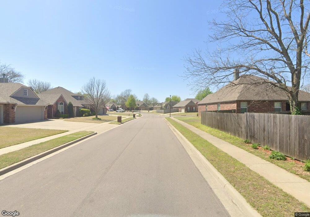 10603 S James Ct, Sapulpa, OK 74066 - photo 1