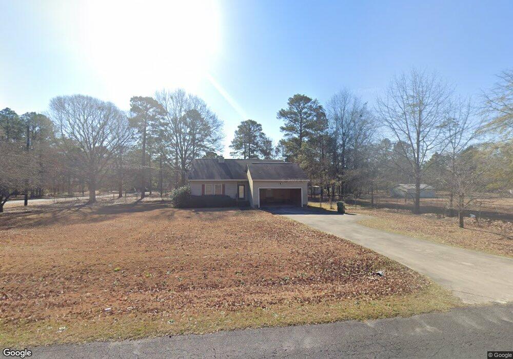 235 E Virginia Ln, Macon, GA 31217 - photo 1