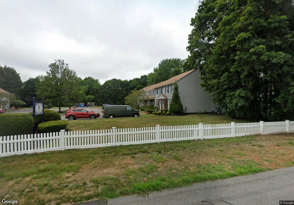 98 Mechanic St unit 98 C, Foxboro, MA 02035 - photo 1