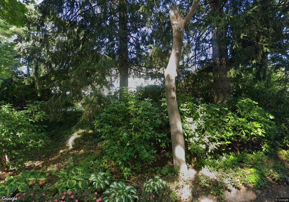 1067 Main St, Cotuit, MA 2635 - photo 1