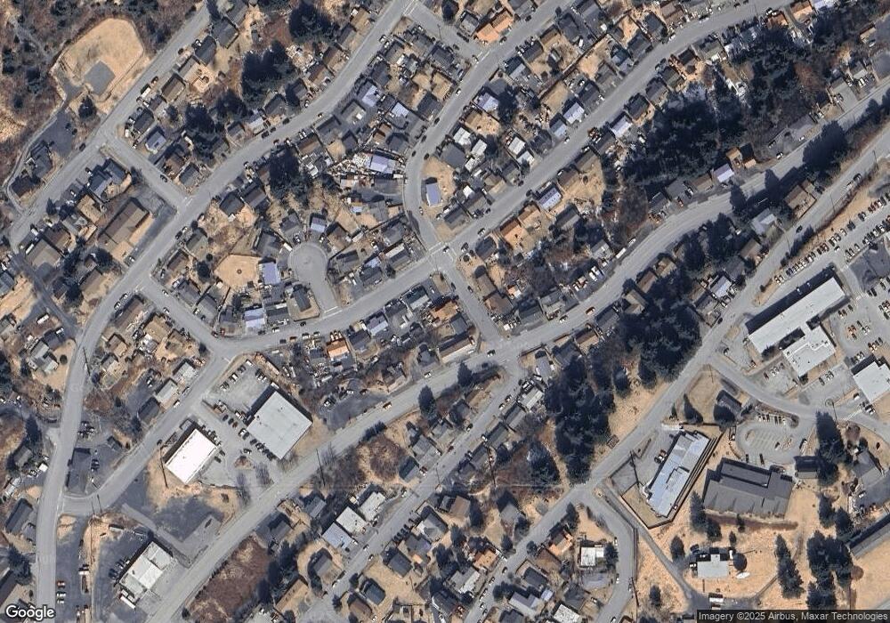 513 Hemlock St, Kodiak, AK 99615 - photo 1