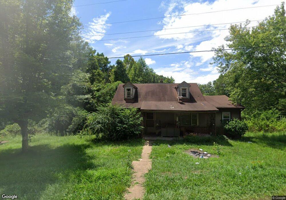 213 Price Hairston St, Martinsville, VA 24112 - photo 1