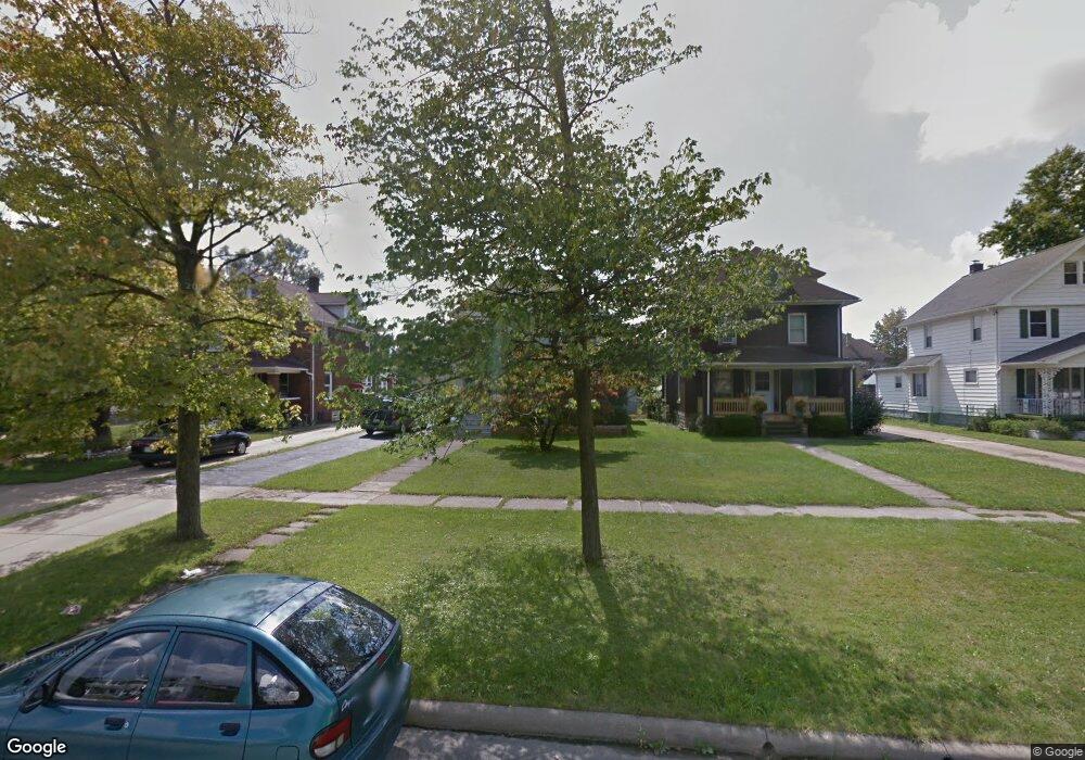 1926 E 31st St, Lorain, OH 44055 - photo 1