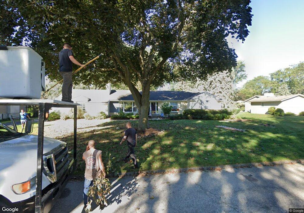 3483 W Bradford Dr, Bloomfield Hills, MI 48301 - photo 1