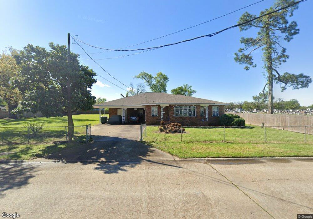 2010 Mill St, Lake Charles, LA 70601 - photo 1