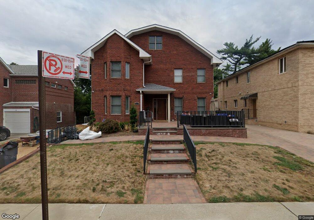 13541 78th Rd, Flushing, NY 11367 - photo 1