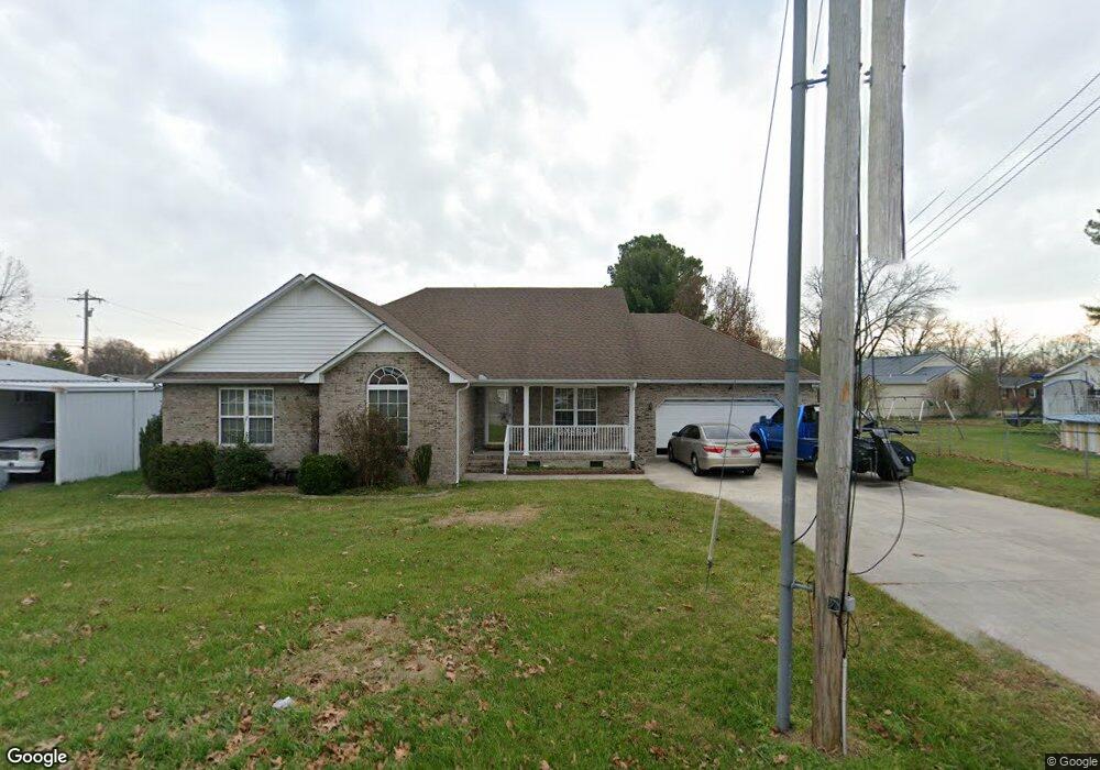 803 Oakdale St, Manchester, TN 37355 - photo 1