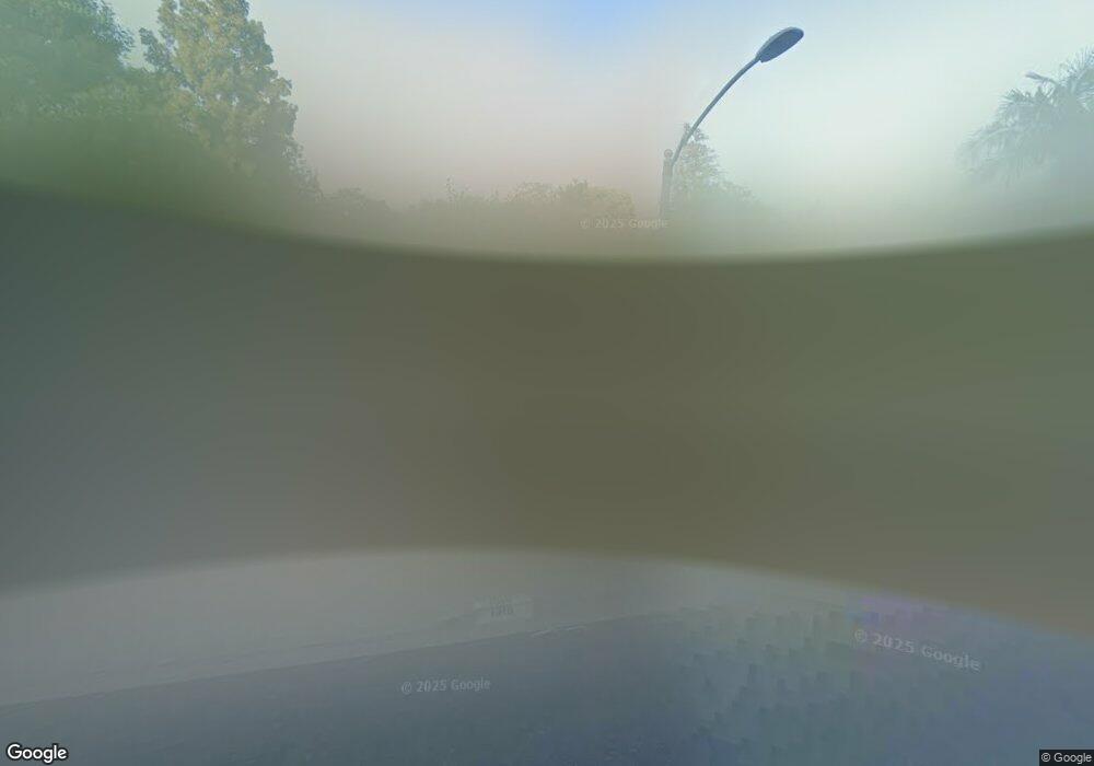 1016 Laurel Way, Beverly Hills, CA 90210 - photo 1