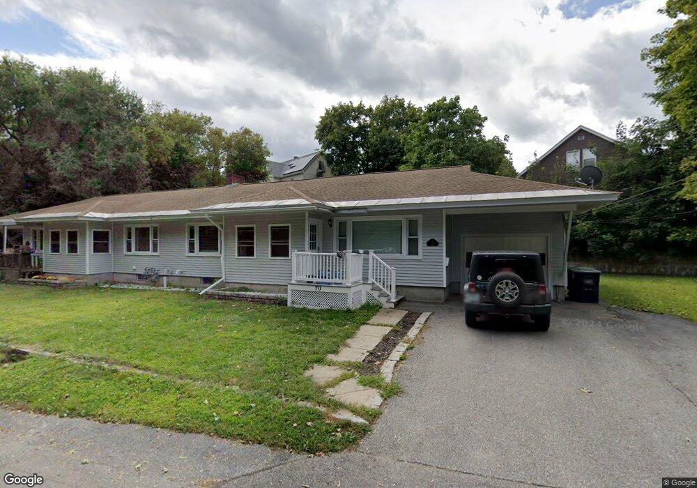 70 Perham St unit 70, Nashua, NH 03064 - photo 1