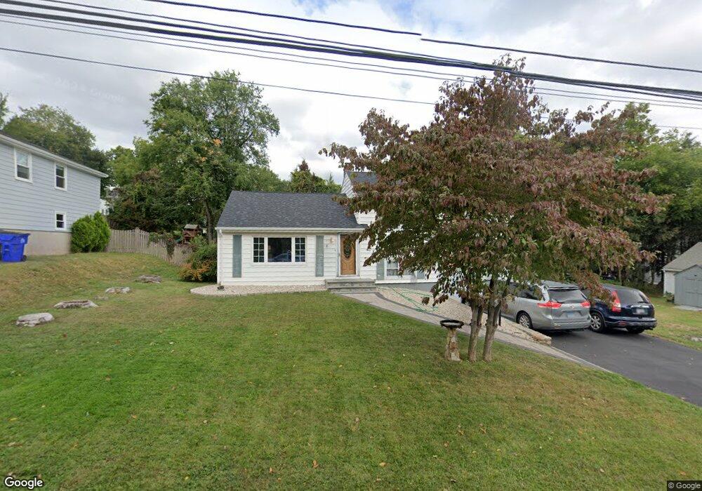 8 Baldwin St, West Hartford, CT 06110 - photo 1