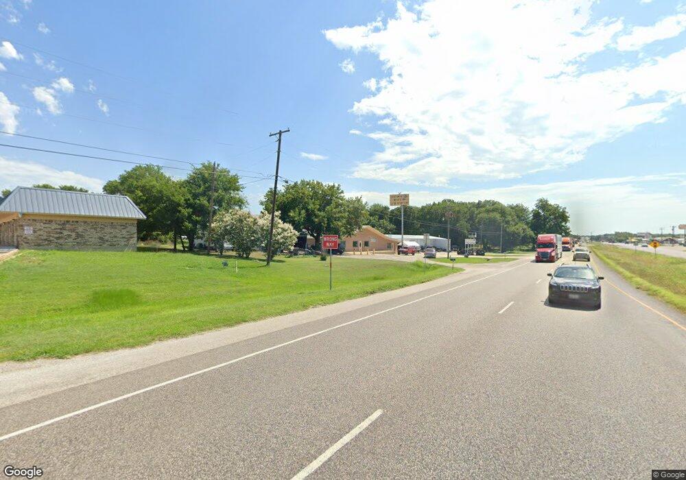 3107 E Highway 82, Gainesville, TX 76240 - photo 1