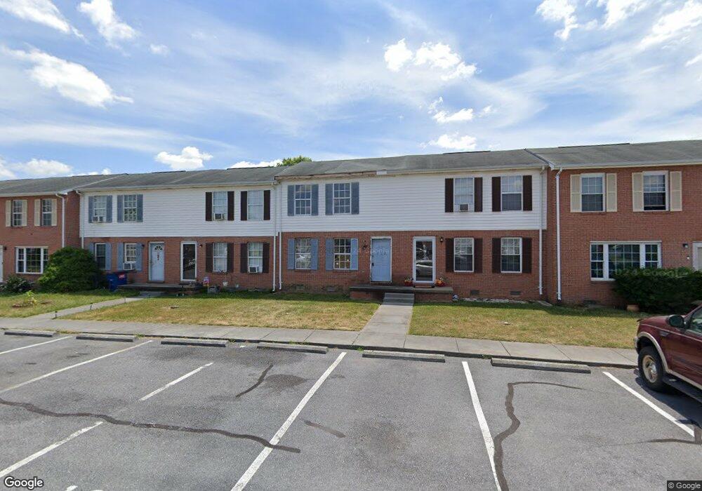 122 Nottoway Dr, Stephens City, VA 22655 - photo 1