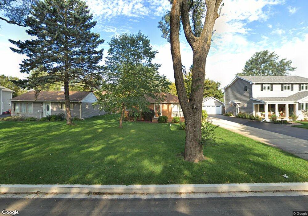 2805 Cardinal Dr, Rolling Meadows, IL 60008 - photo 1