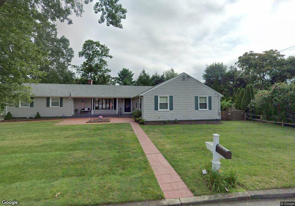 133 Honeysuckle Rd, Warwick, RI 02888 - photo 1