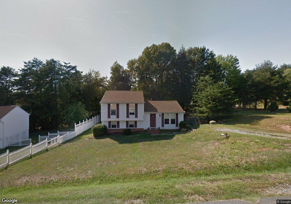 10908 Long Leaf Ct, Fredericksburg, VA 22407 - photo 1