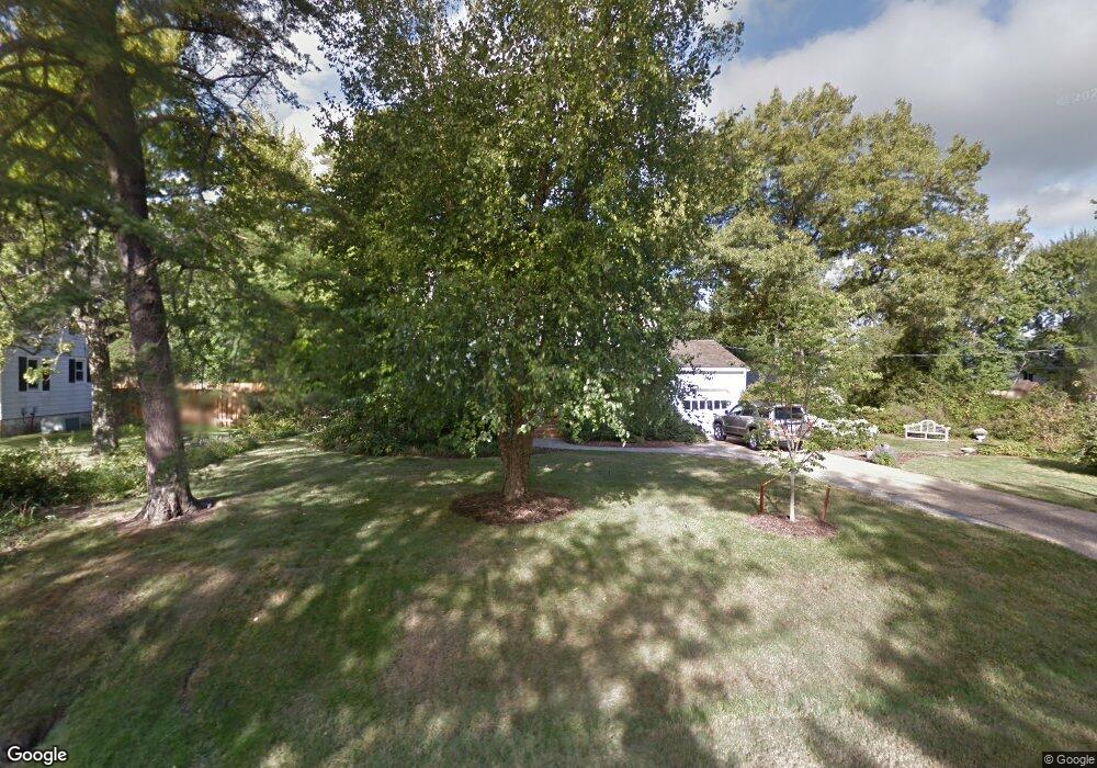 3916 Pineland St, Fairfax, VA 22031 - photo 1