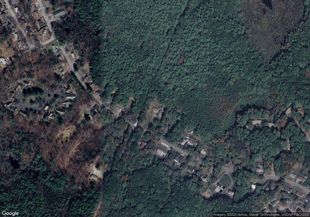 418 Ocean Rd, Portsmouth, NH 03801 - photo 1