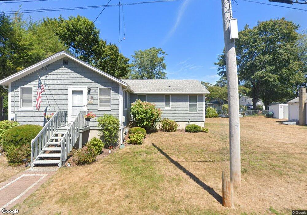 18 Edwards Ave, Wakefield, RI 02879 - photo 1