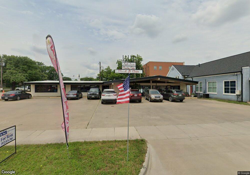 402 W Ennis Ave, Ennis, TX 75119 - photo 1