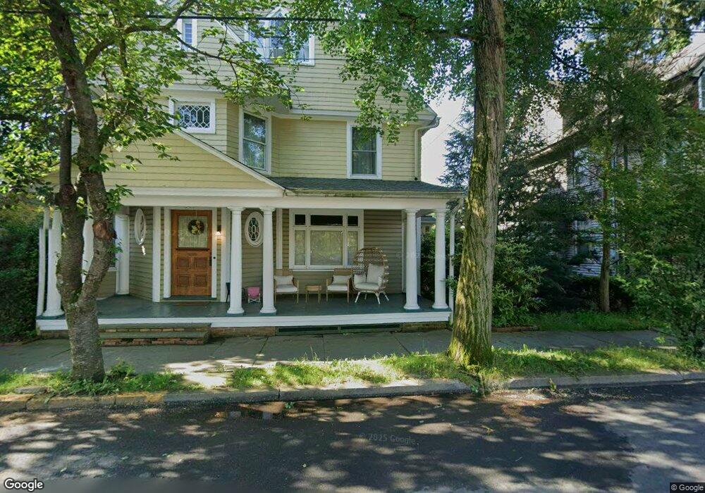 517 Thomas St, Stroudsburg, PA 18360 - photo 1