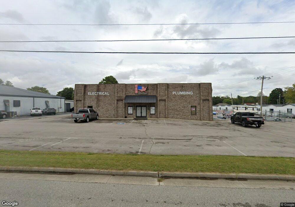 1703 Hillsboro Blvd, Manchester, TN 37355 - photo 1