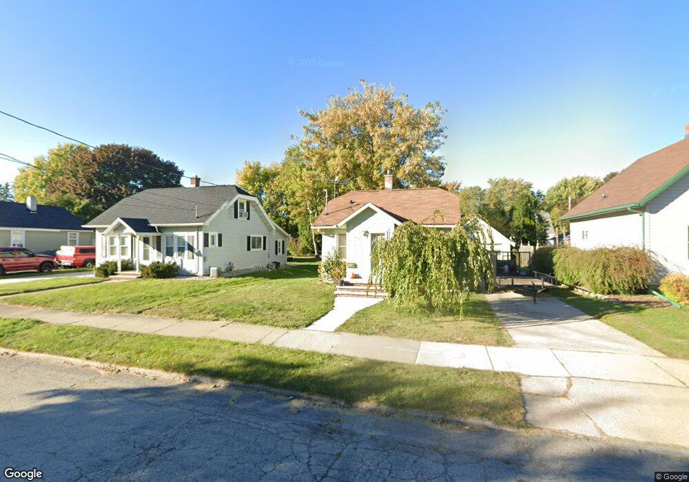 1018 W Bell Ave, Appleton, WI 54914 - photo 1