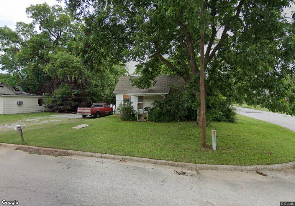 401 F St SE, Ardmore, OK 73401 - photo 1