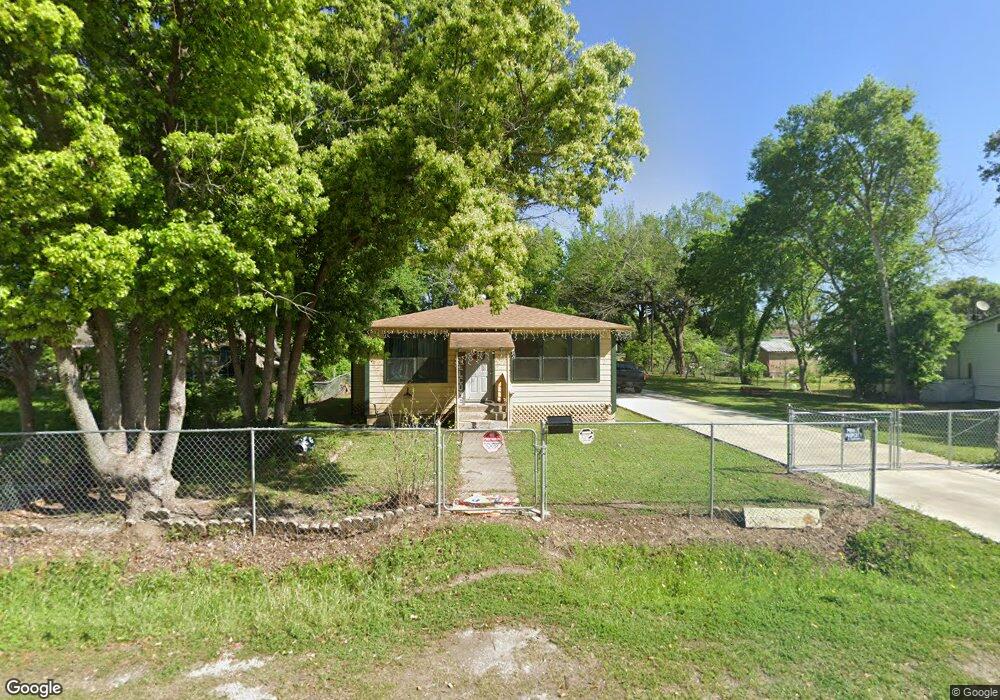 2011 Grace St, Bay City, TX 77414 - photo 1