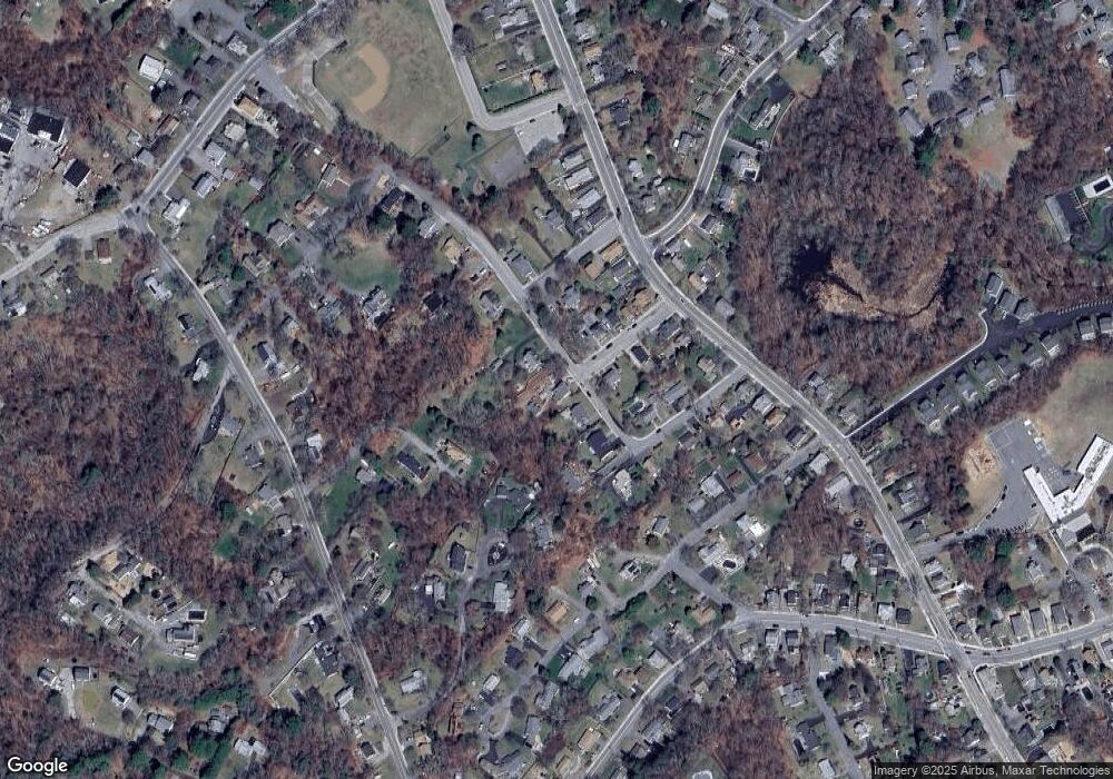 8 Braunecker Rd, Plymouth, MA 02360 - photo 1