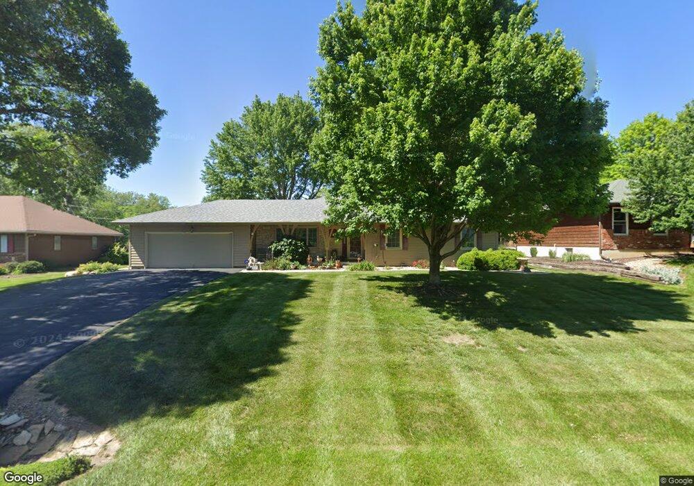 7538 SW 33rd St, Topeka, KS 66614 - photo 1