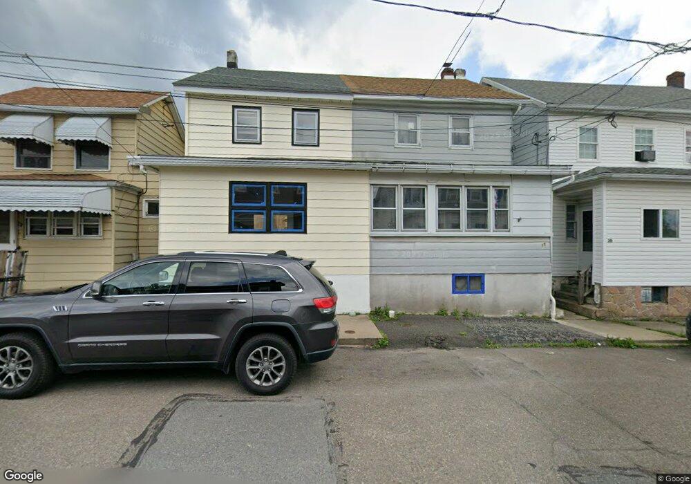 18 N Hancock St, McAdoo, PA 18237 - photo 1