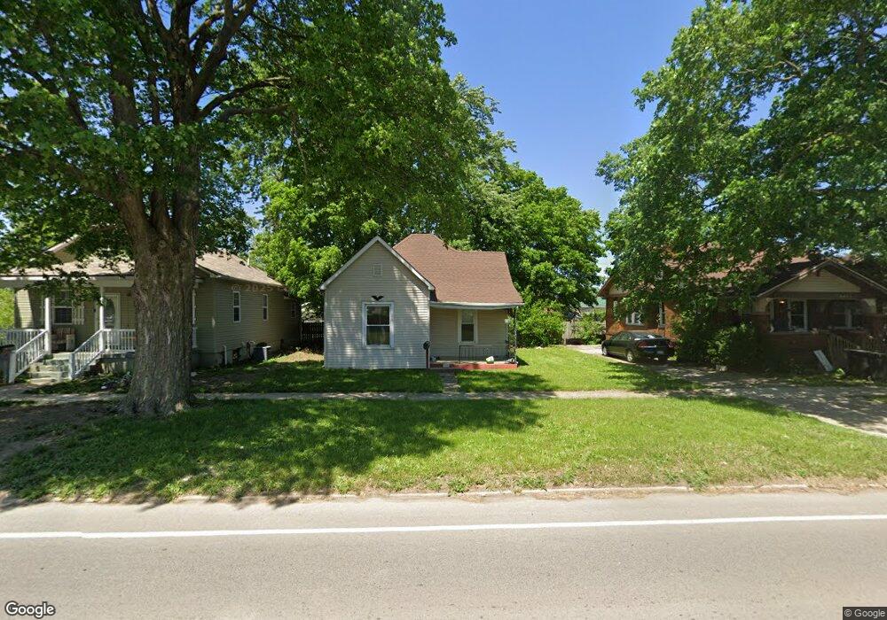 1108 Dewitt Ave, Mattoon, IL 61938 - photo 1