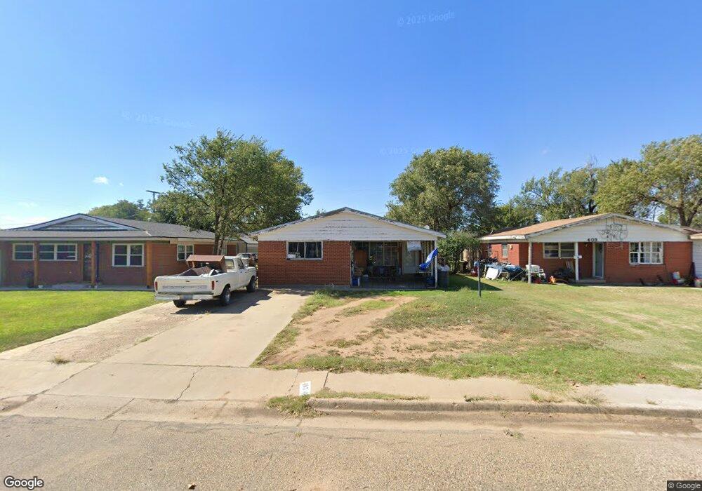 407 Pine Ave, Dumas, TX 79029 - photo 1