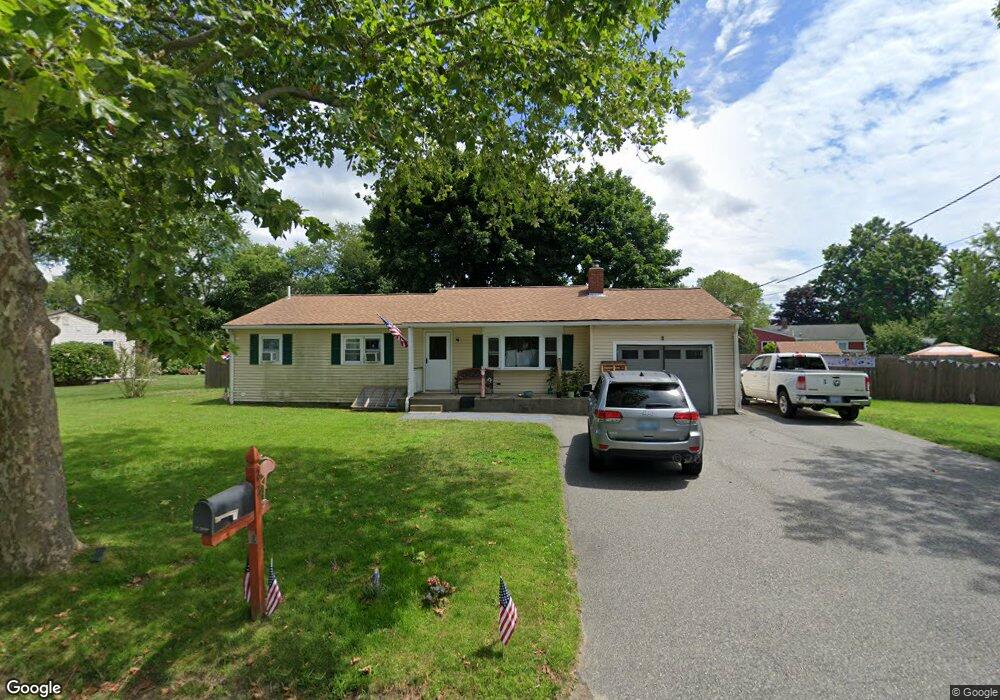 22 Roosevelt Dr, Bristol, RI 02809 - photo 1