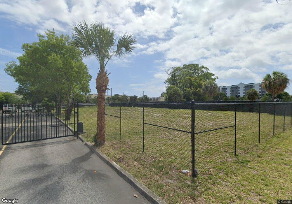 2460 N Australian Ave, Riviera Beach, FL 33407 - photo 1