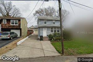 12 Hornsby St, Fords, NJ 08863