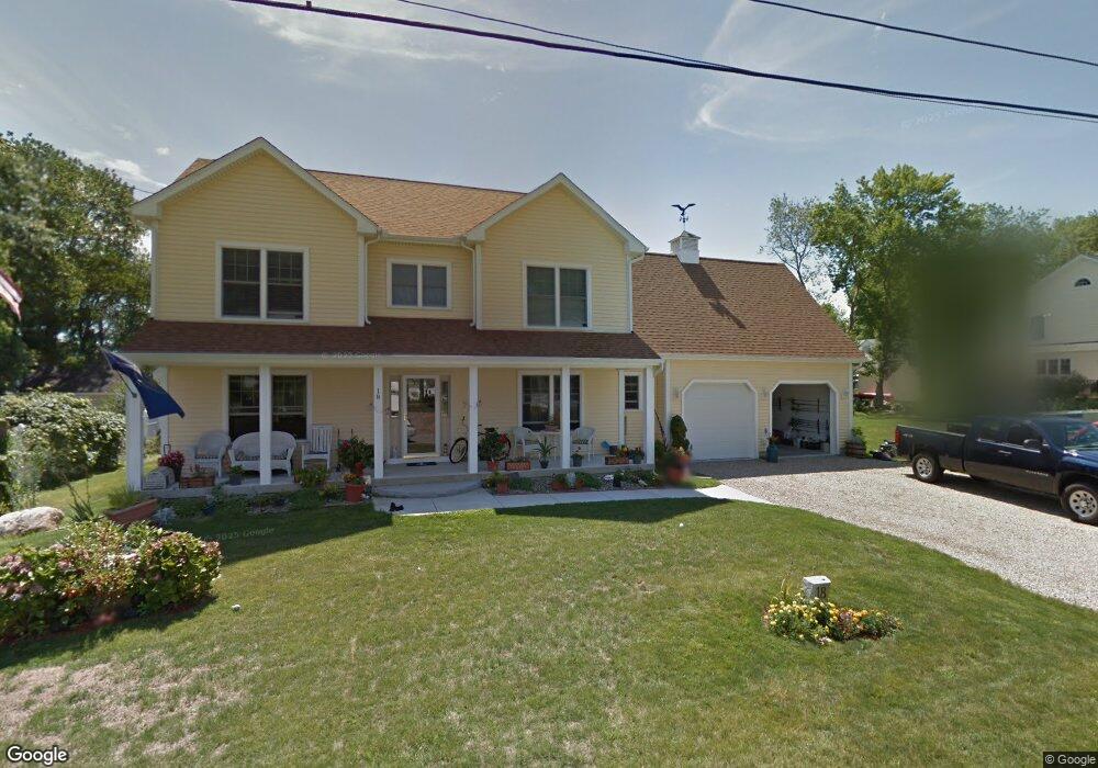 18 Sea Crest Ave, Niantic, CT 06357 - photo 1