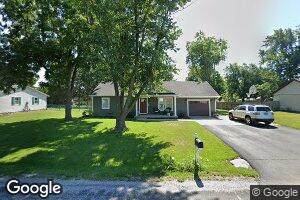 904 S Cleveland St, Philo, IL 61864