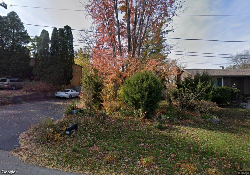 405 Meadow Ln unit 1, Lake In the Hills, IL 60156 - photo 1