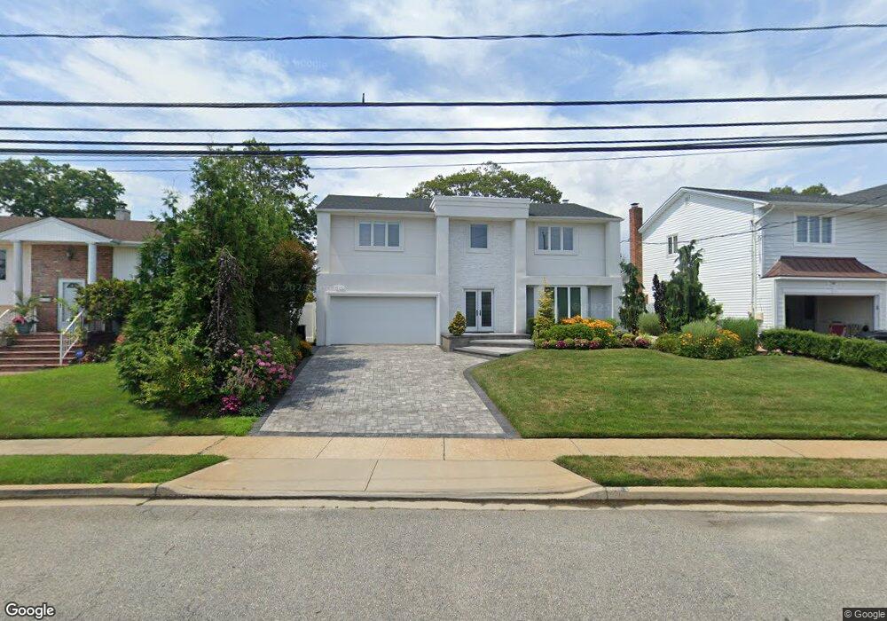 2101 Illona Ln, Merrick, NY 11566 - photo 1