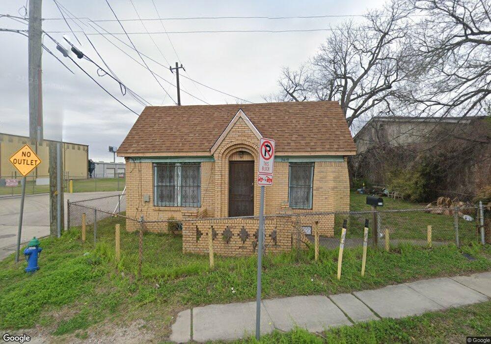 7019 Fulton St, Houston, TX 77022 - photo 1