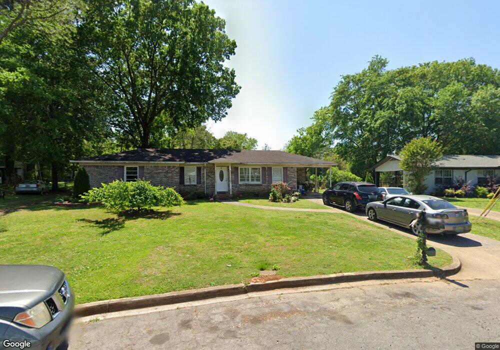 813 Springlake Cir NE, Birmingham, AL 35215 - photo 1