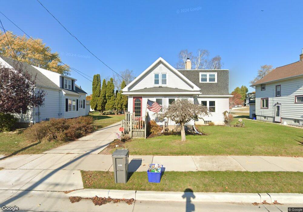 2004 25th St, Two Rivers, WI 54241 - photo 1