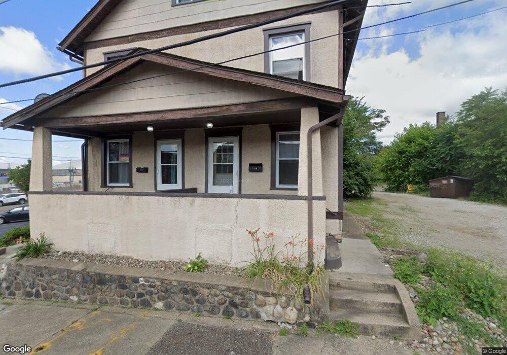 517 Wells Ave NW, Canton, OH 44703 - photo 1