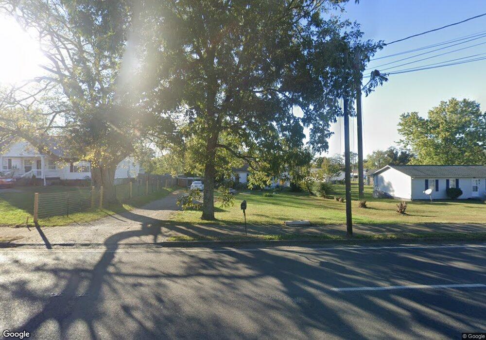 824 S Cannon Blvd, Shelbyville, TN 37160 - photo 1